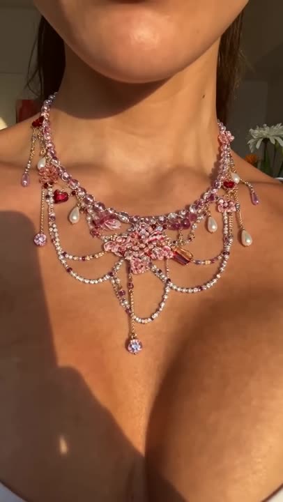 Creator-style jewellery campaign